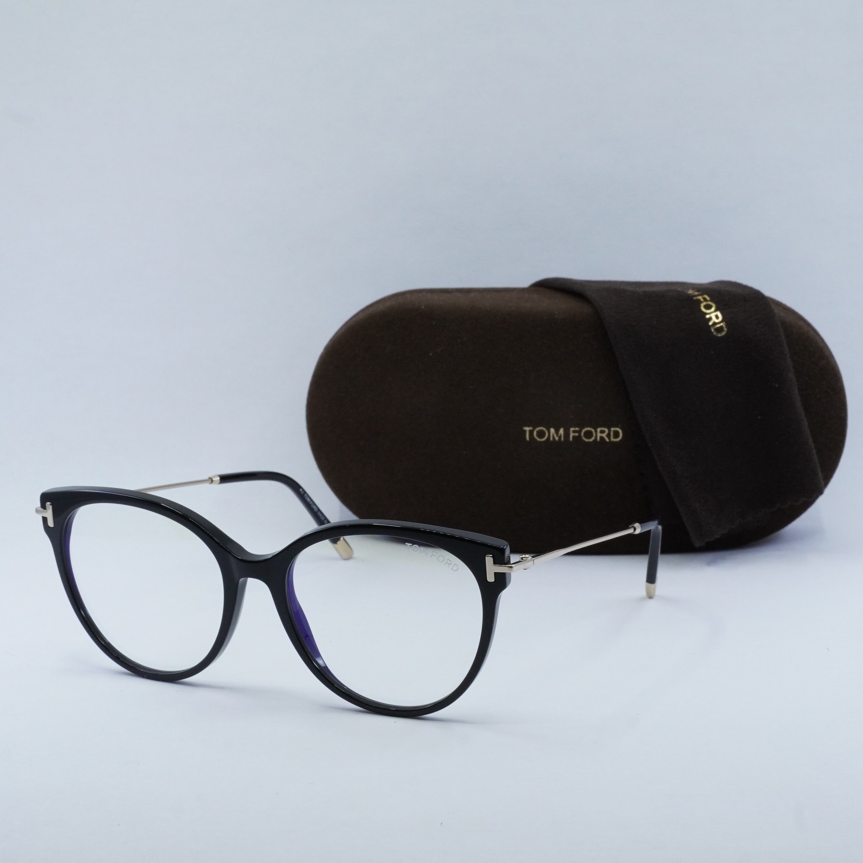 Tom Ford Women Eyeglasses Black Rose Gold Blue Light Block Round FT5770 001 NEW Buy Tom Ford - FT5770-B | Moon & Co Eyewear main image 2