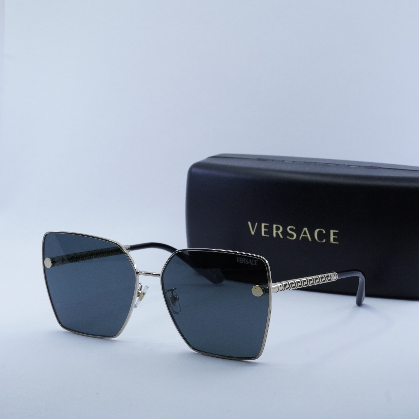 サングラス VERSACE Woman Sunglasses Silver 0VE2270D 10007V Versace Women's Sunglasses - Silver Metal Butterfly Full Rim