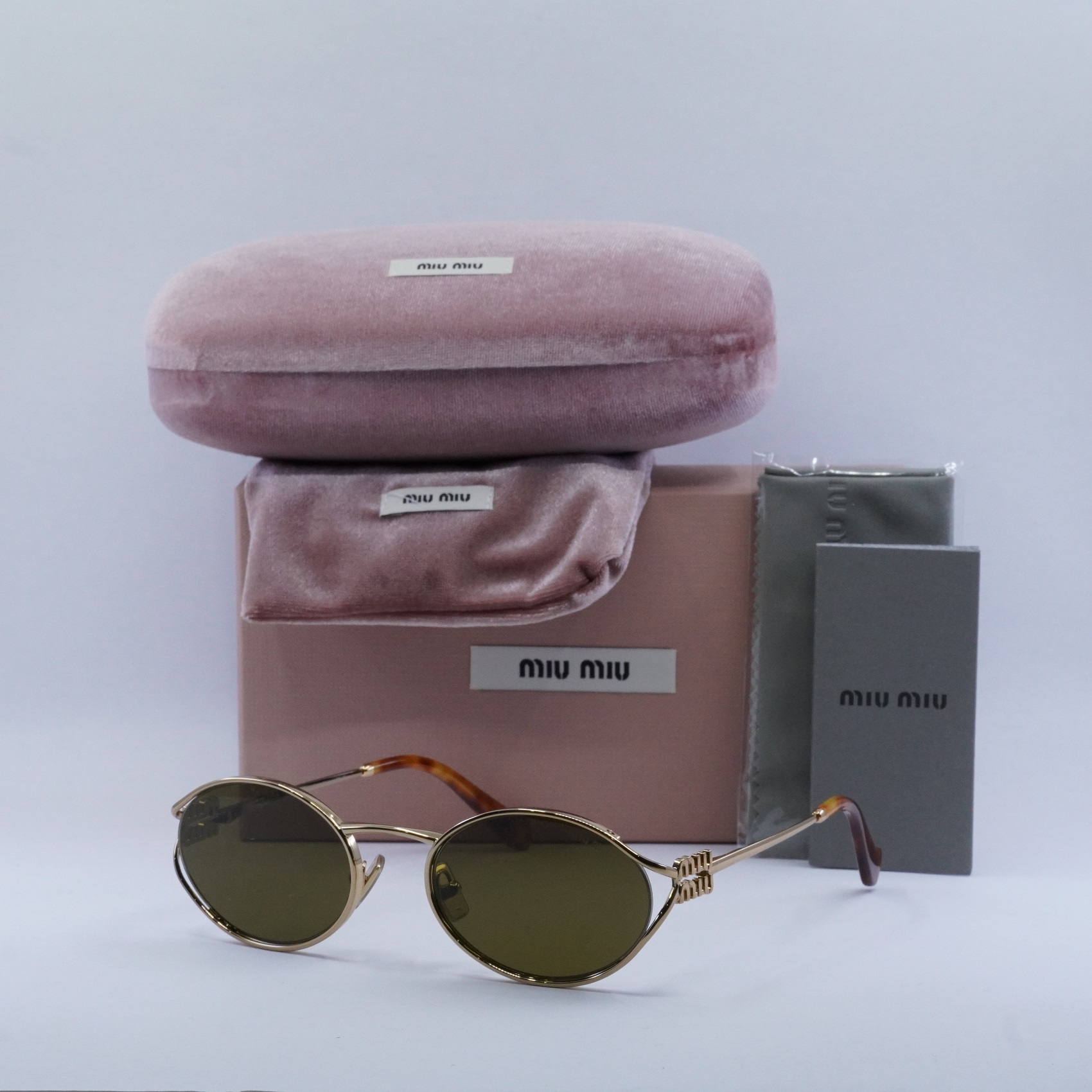 New Miu Miu Women Pale Gold Sunglasses 54-21-125 Miu Miu 0MU 52YS Sunglasses ZVN20F Gold - eye-oo.com main image 4