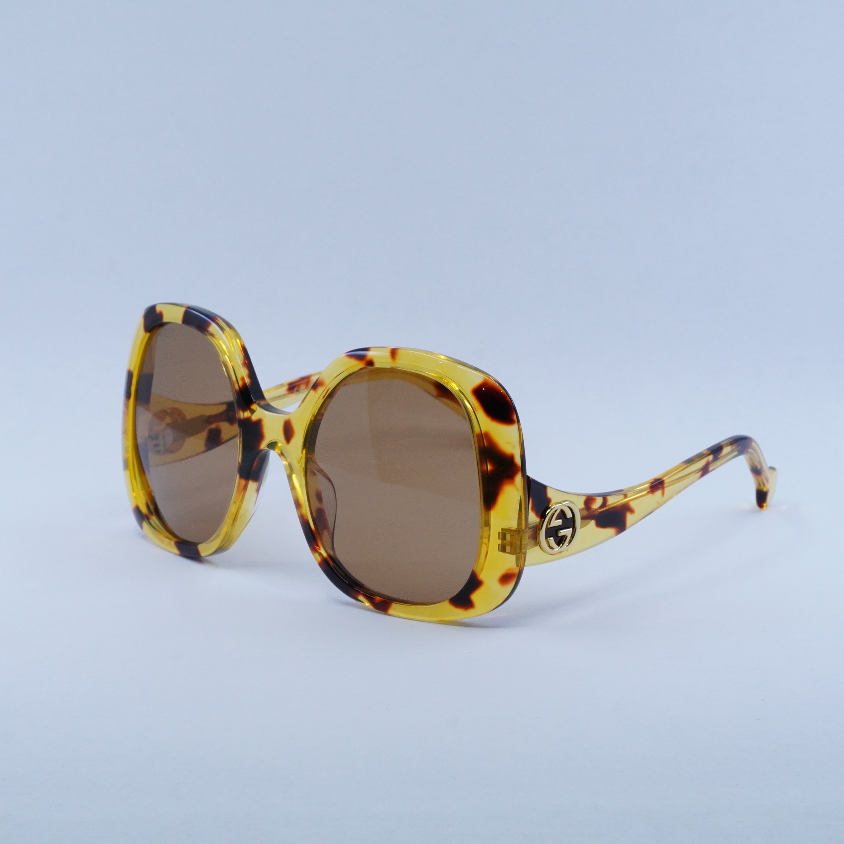 Gucci Tortoise and Yellow Sunglasses Gucci Tortoiseshell Square Sunglasses Gold Tone Frame Yellow  main image 4
