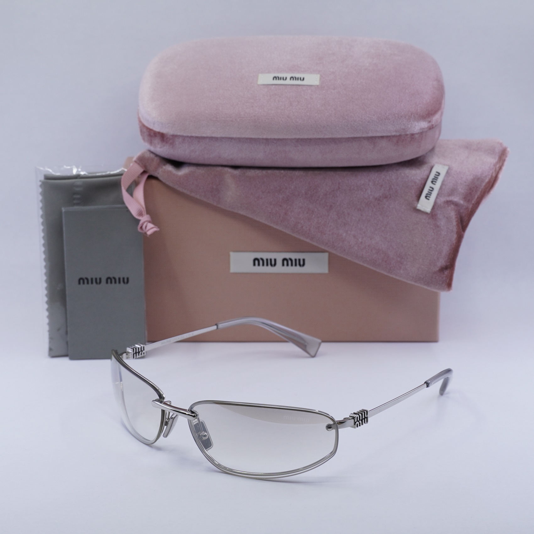 NEW MIU MIU SILVER WOMEN SUNGLASSES MU A50S 1BC8H1 Miu Miu MU A50S 1BC8H1 Silver Sunglasses for Woman  main image 2