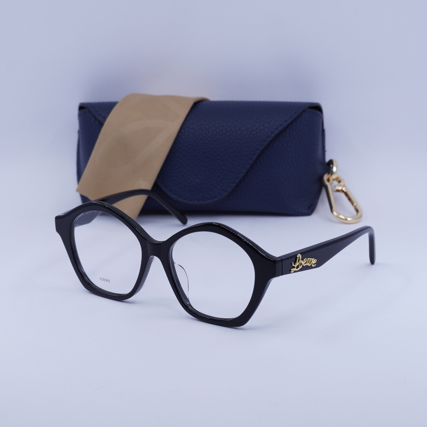 NEW LOEWE LW50053F 001 EYEGLASSES WOMEN BLACK ROUND EYEWEAR Loewe Loewe CURVY Women Eyeglasses LW50053F 001 NEW AUTHENTIC main image 2