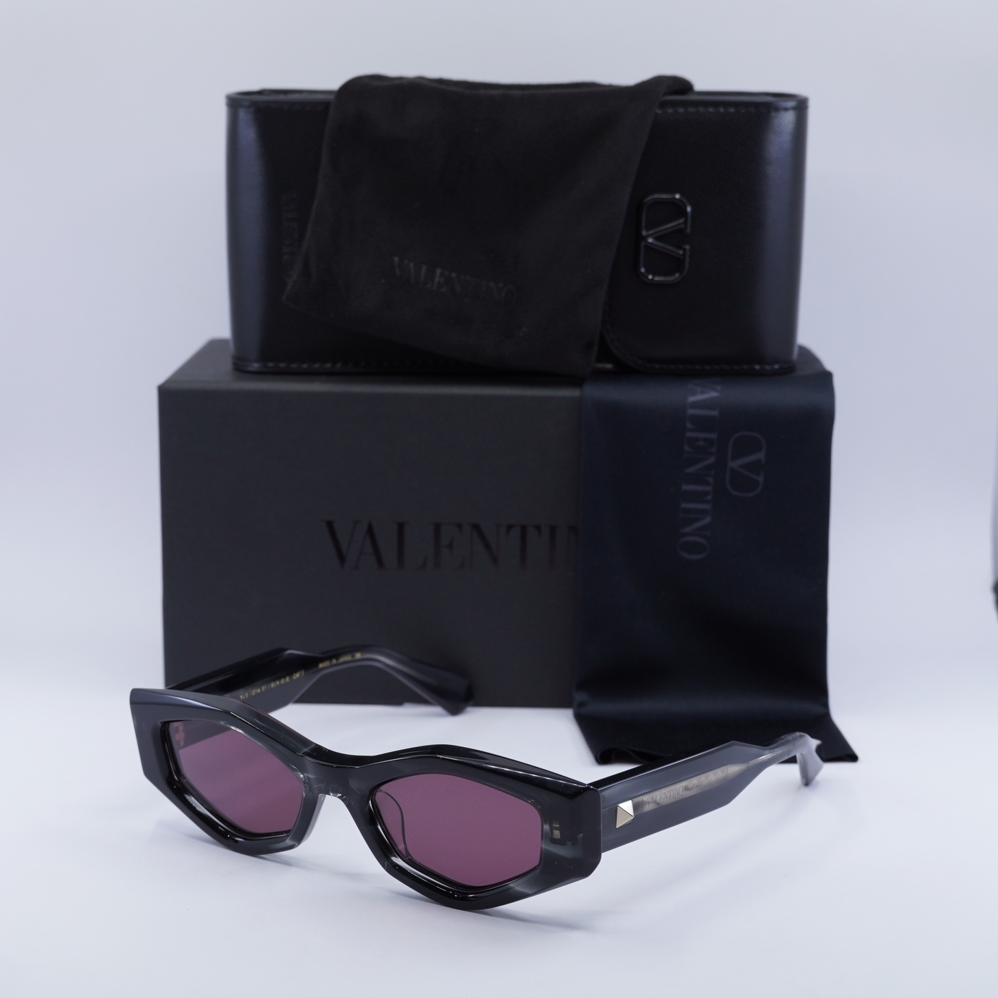 VALENTINO ブラックメガネケース Valentino V-TRE VLS-101A Shiny Black/Dark Bordeaux AR 51-20-145