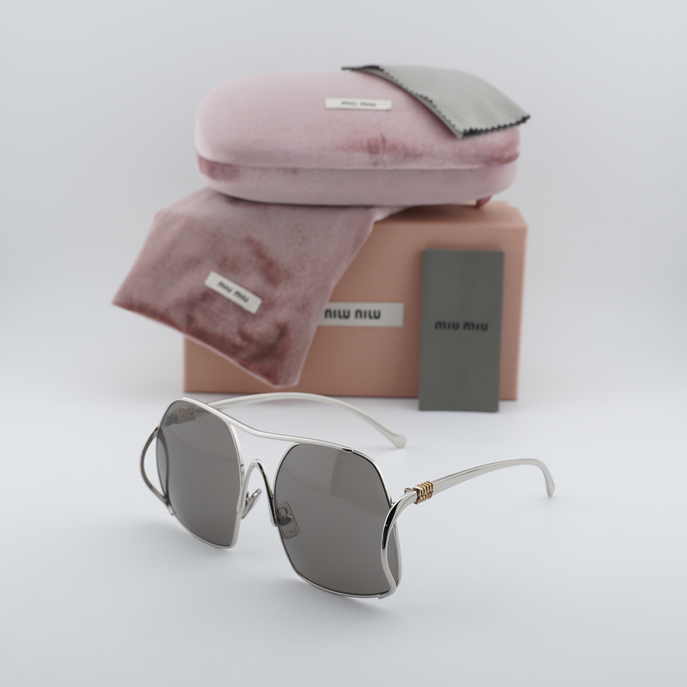 Miu Miu MUA55S 1BC80Q Silver/Dark Grey 57-18-140 Sunglasses  display picture 2