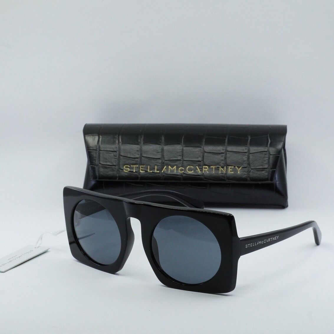 サングラス STELLA MCCARTNEY Woman Sunglasses Black SC40047I-Y 01A Stella McCartney - Shiny Black Square Sunglasses - Black